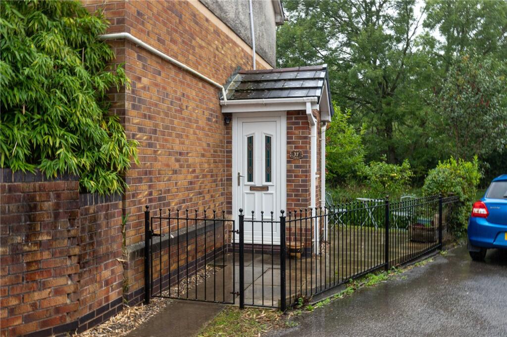 Main image of property: Shakespeare Close, Stoke-on-Trent, Staffordshire, ST2