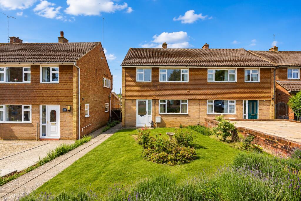 Main image of property: Commons Lane, Kimpton, Hitchin, Hertfordshire, SG4