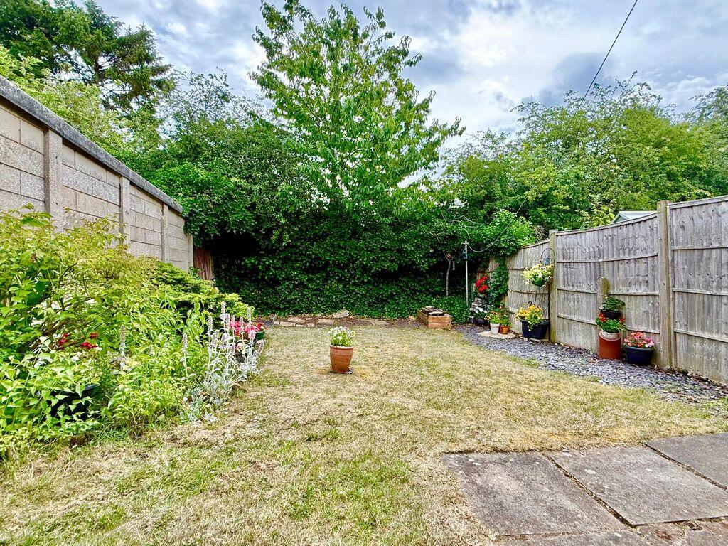 House in South Kesteven, Colsterworth - View 2