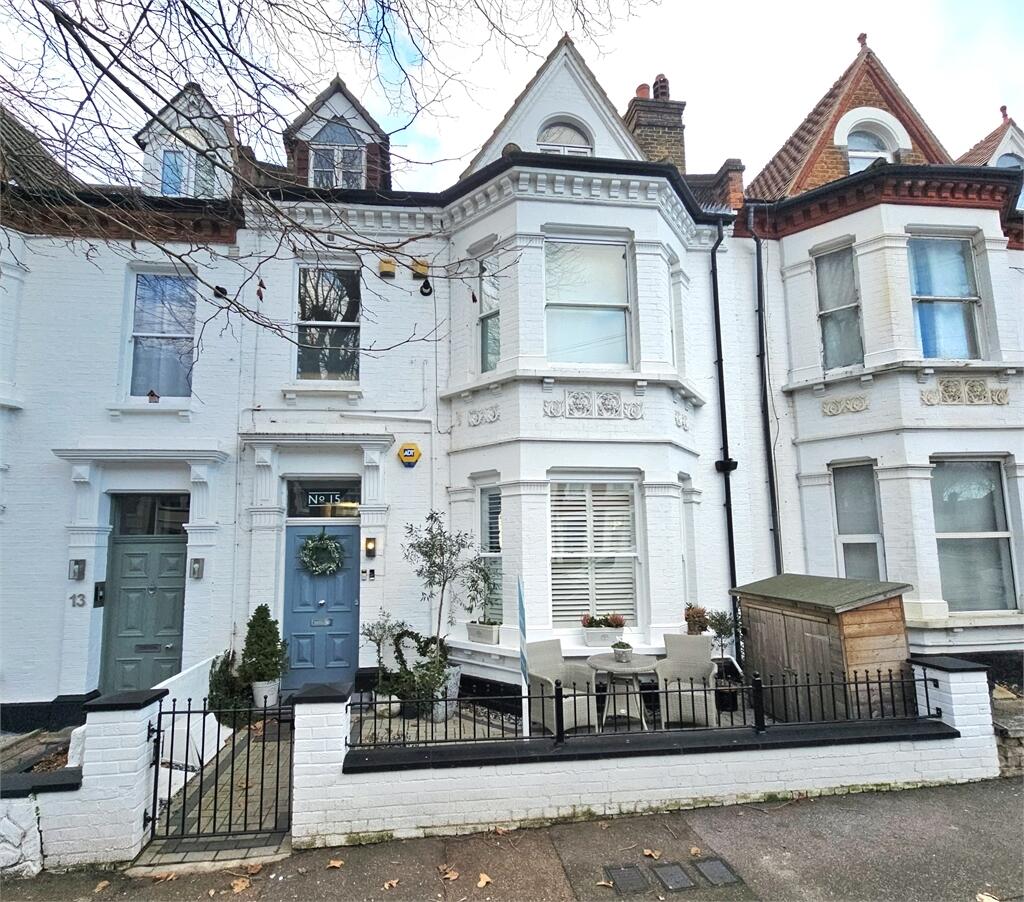 Main image of property: Marine Avenue, Westcliff on sea, Westcliff on sea, 