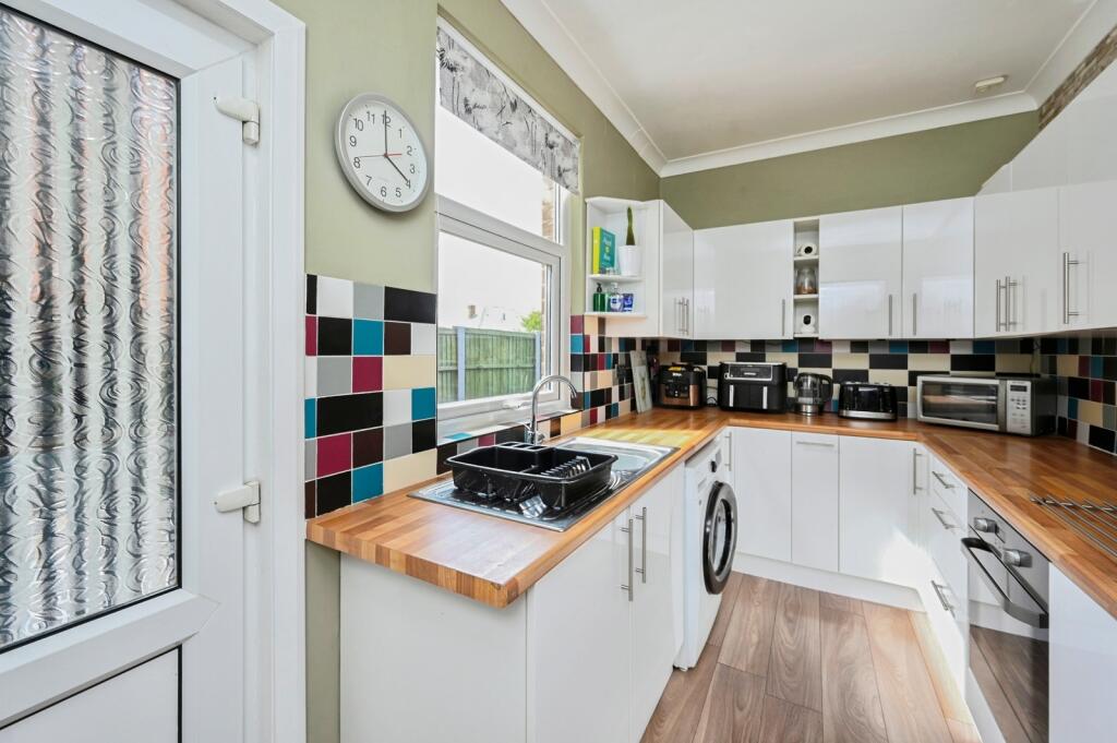 House in Ashfield, Kirkby-in-Ashfield, Annesley - View 3