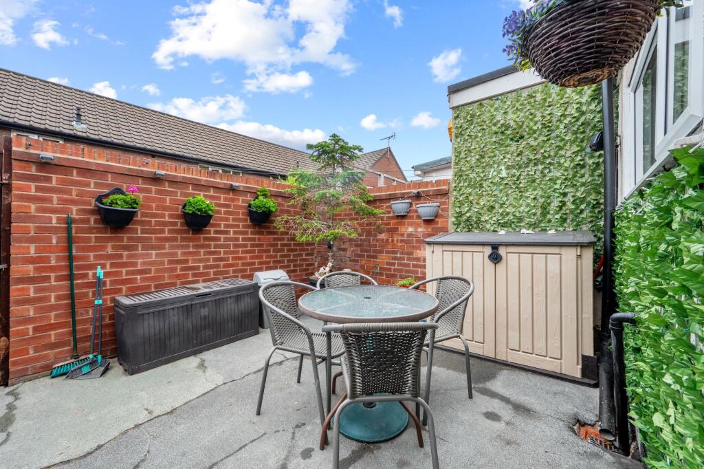 House in Warrington, Fairfield, Howley - View 4