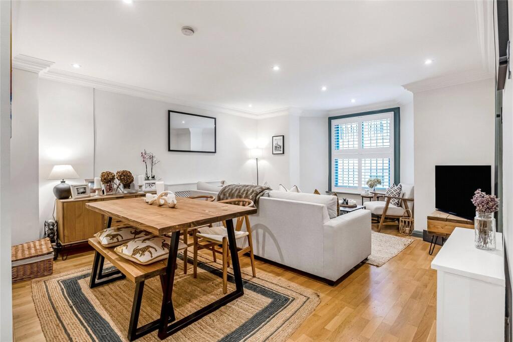 Main image of property: Kings Road, London, SW10