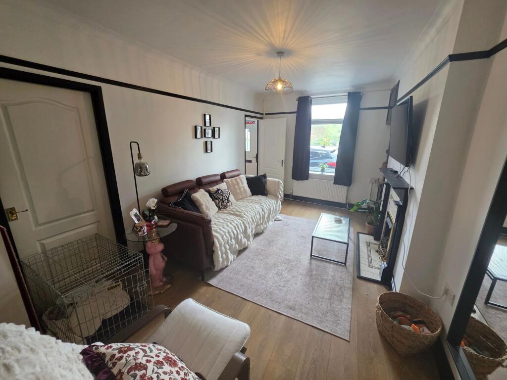 House in Cardiff, Tylorstown - View 2