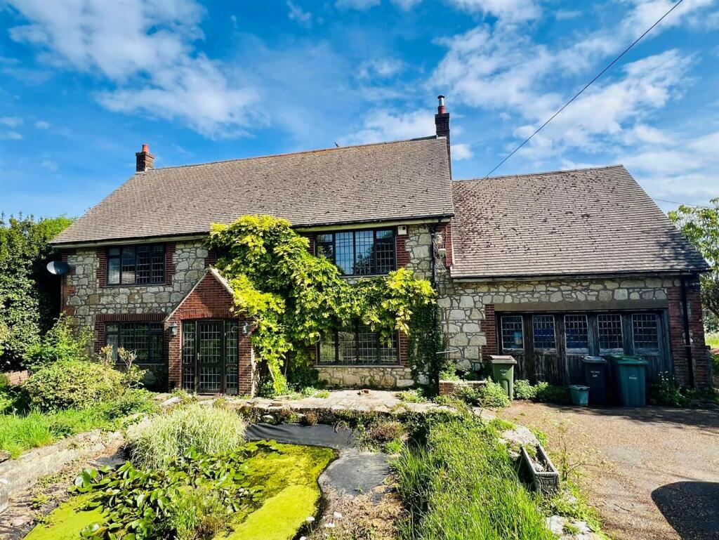 Main image of property: Wellow , Isle of Wight