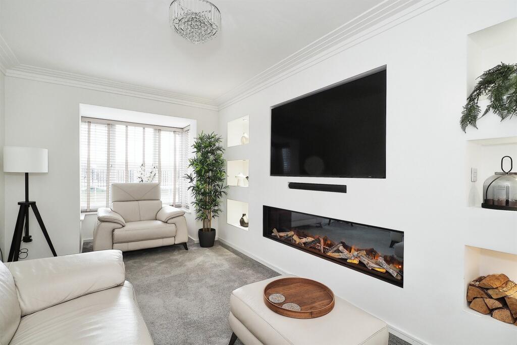 House in Wakefield, West Yorkshire - View 4