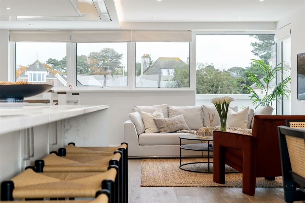 Additional image 8 of Sandbanks Road, Lilliput