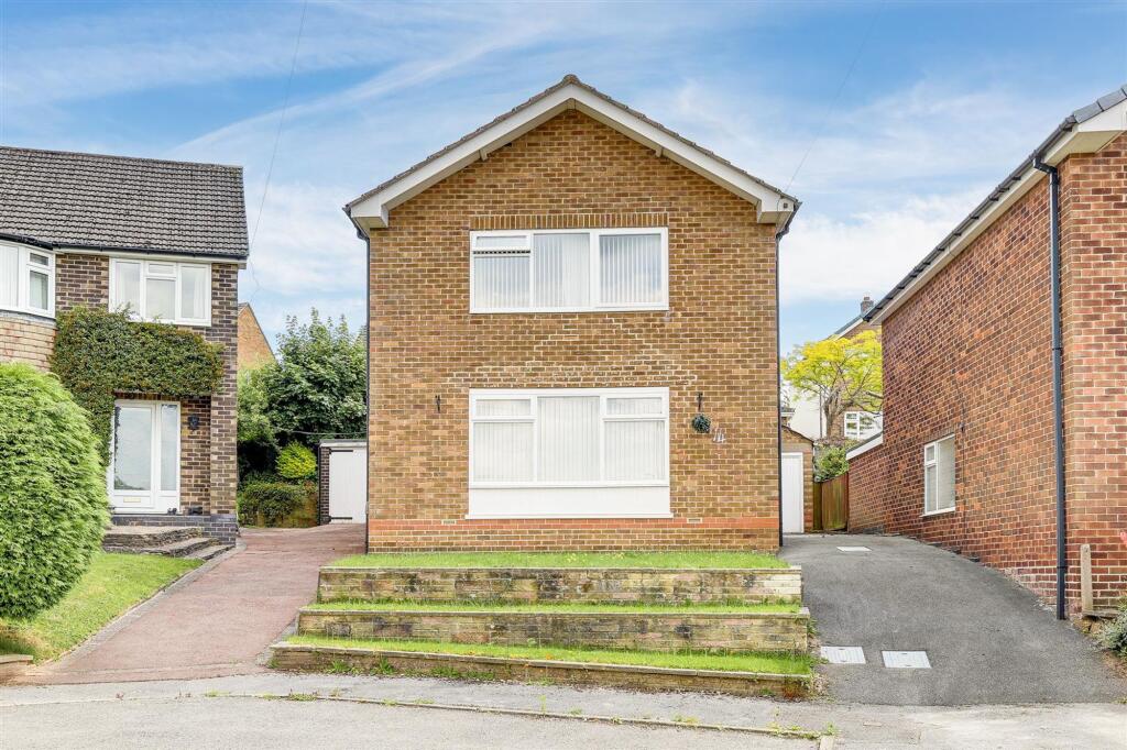 Main image of property: Weaverthorpe Road, Woodthorpe, NG5