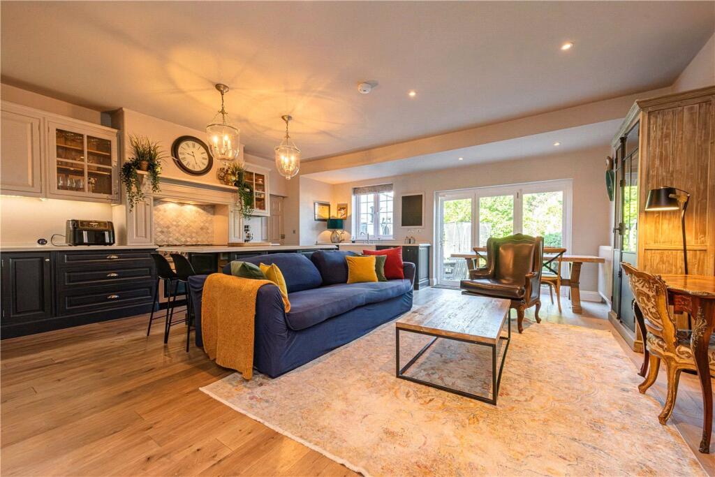 House in London - View 5