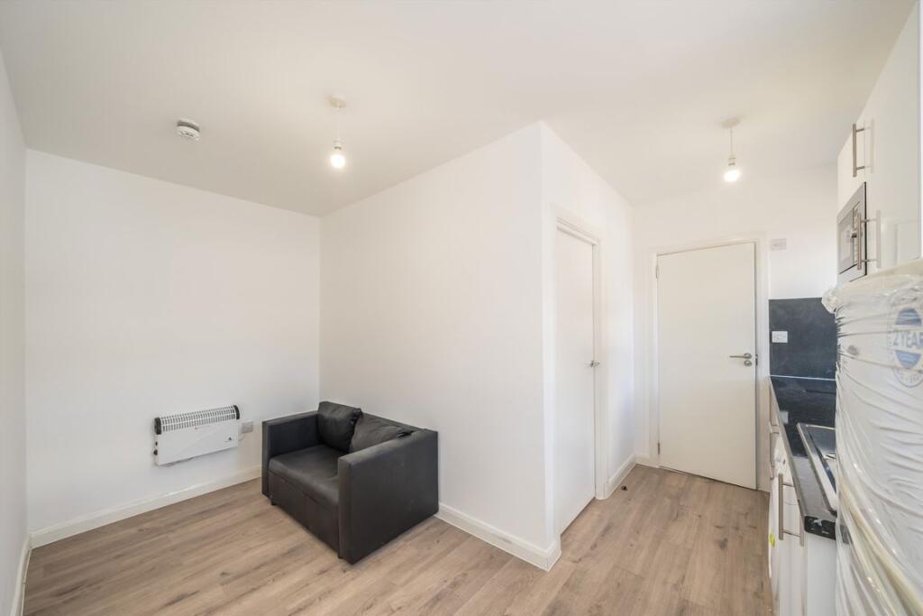 Main image of property: High Street, Sutton