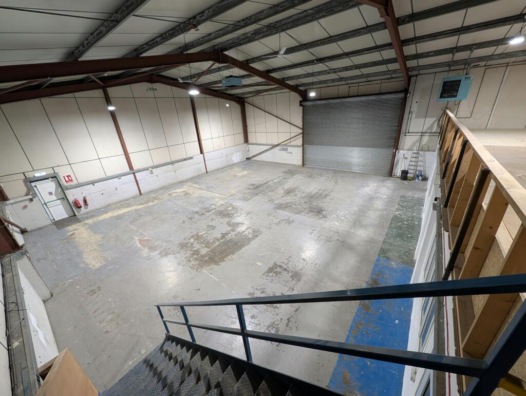 Denham Court Brunel Drive Newark (30).jpg