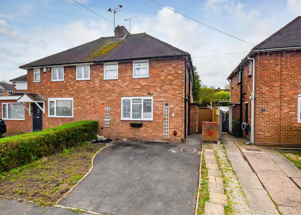 Main image of property: Meadow Lane, Wombourne, Wolverhampton
