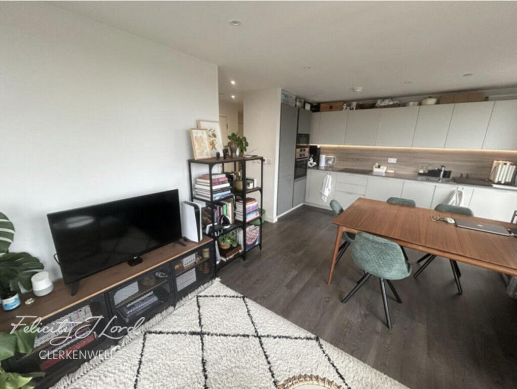 Main image of property: Newnton Close, London