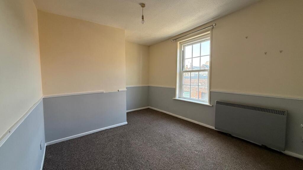 Apartment in Newport, Nodehill - View 4