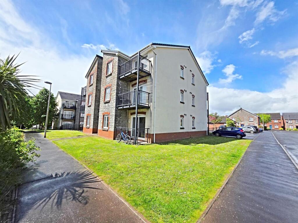 Main image of property: Heol Gryfydd, Rhydyfelin, Pontypridd