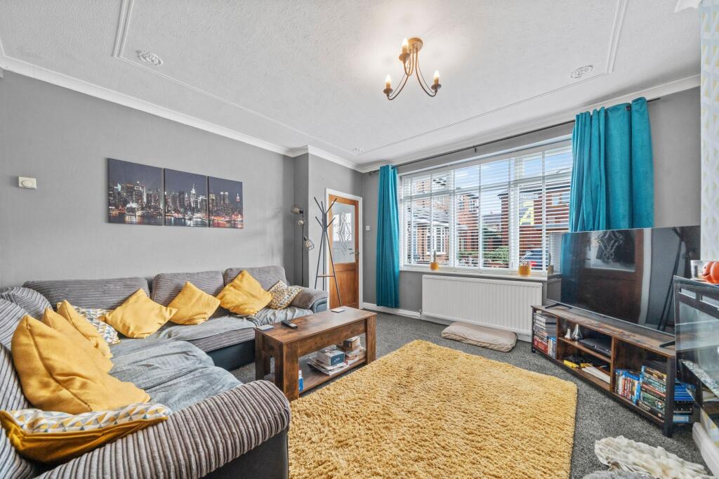 Kendal Grove, Leigh, WN7 photo 2