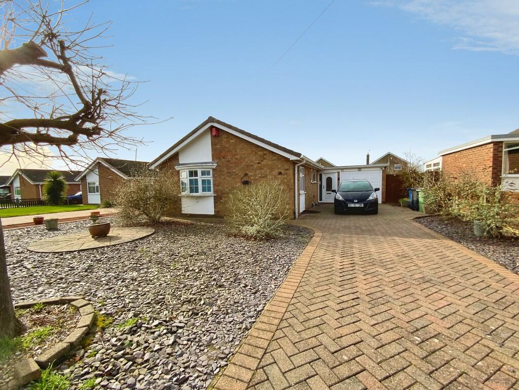 3-bed detached on Saxilby, Lincoln, £325,000