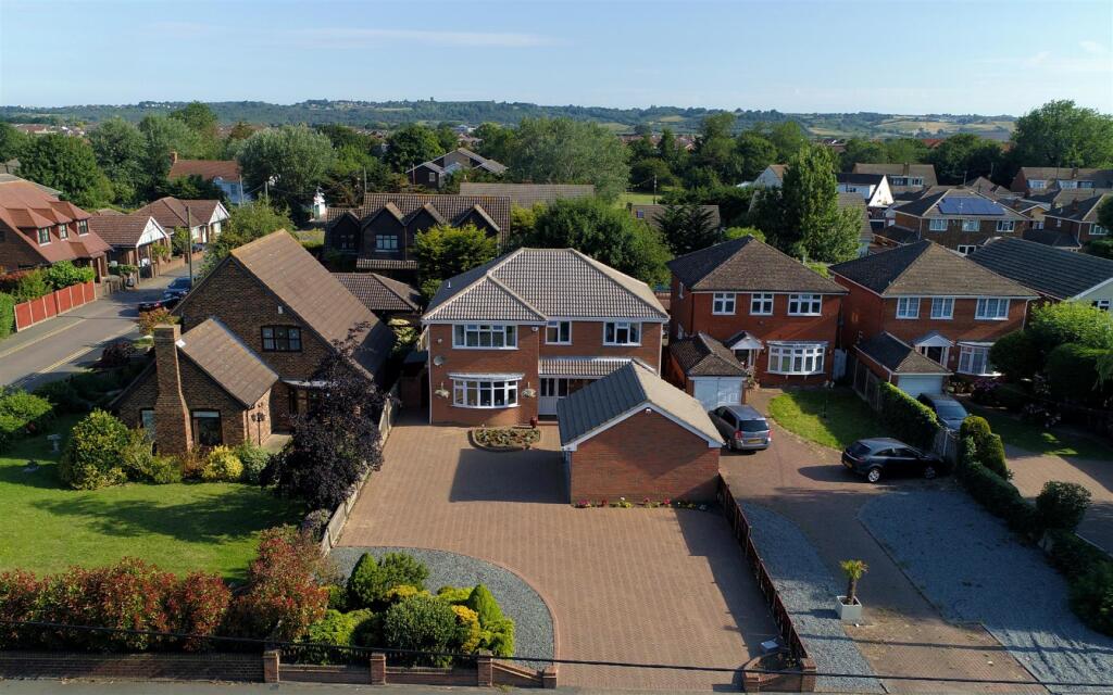 4-bed detached on Long Road, Canvey Island, £670,000