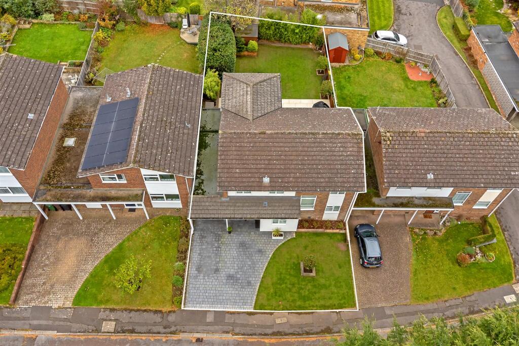 Additional image 34 of Ash Grove, Wheathampstead, St. Albans