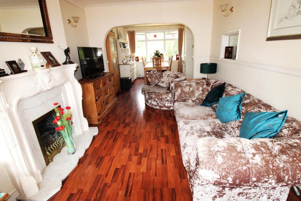 House in Romford - View 3