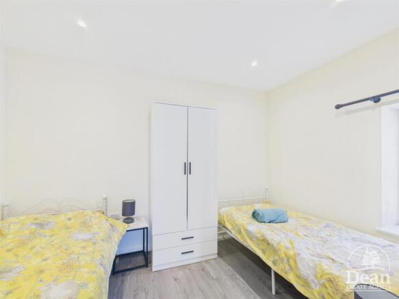 Rabbits Warren- Bedroom