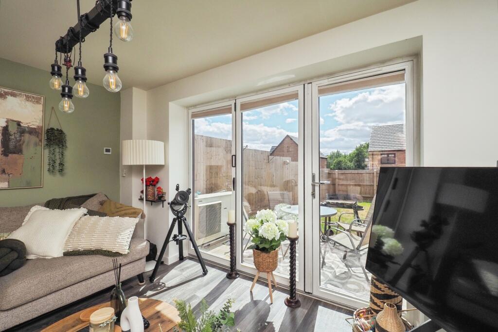 House in Gedling - More