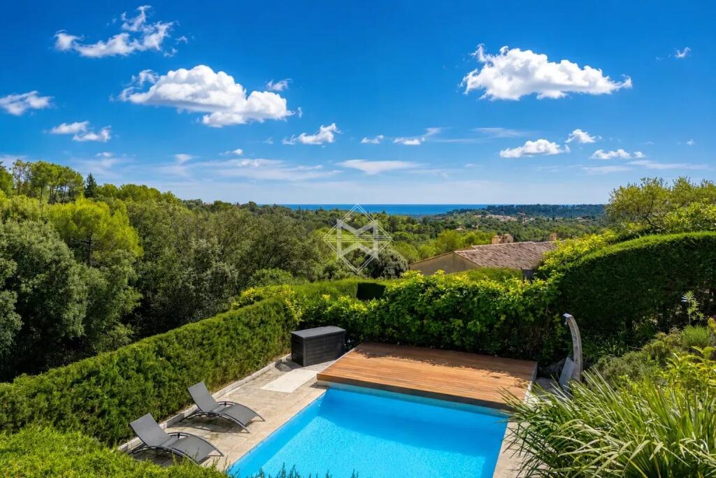 Main image of property: Provence-Alps-Cote d`Azur, Alpes-Maritimes, Biot