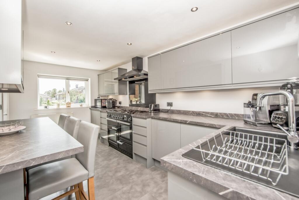 House in Kirklees, Spen - View 5