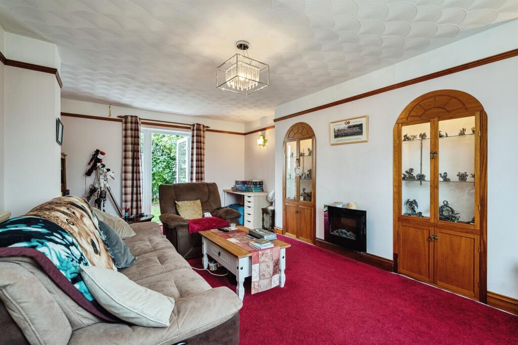 House in Mid Suffolk, Eye - More