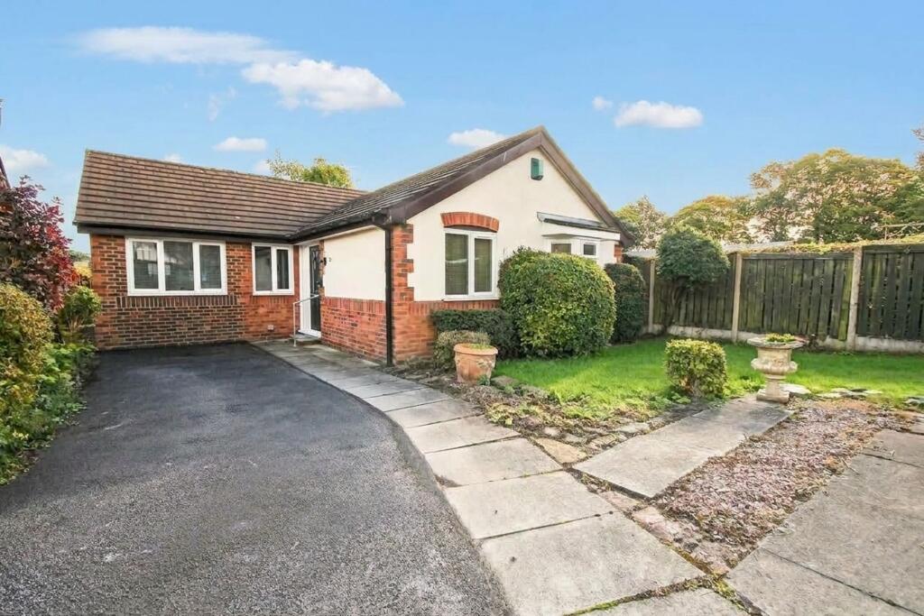 Main image of property: Beechfield Gardens, Hartford, CW8