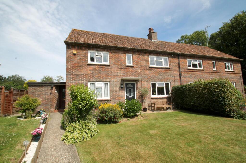 Main image of property: Tanners Mead, Staplefield, Haywards Heath, RH17