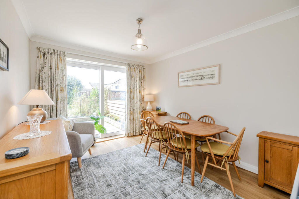 House in Newcastle upon Tyne - View 4