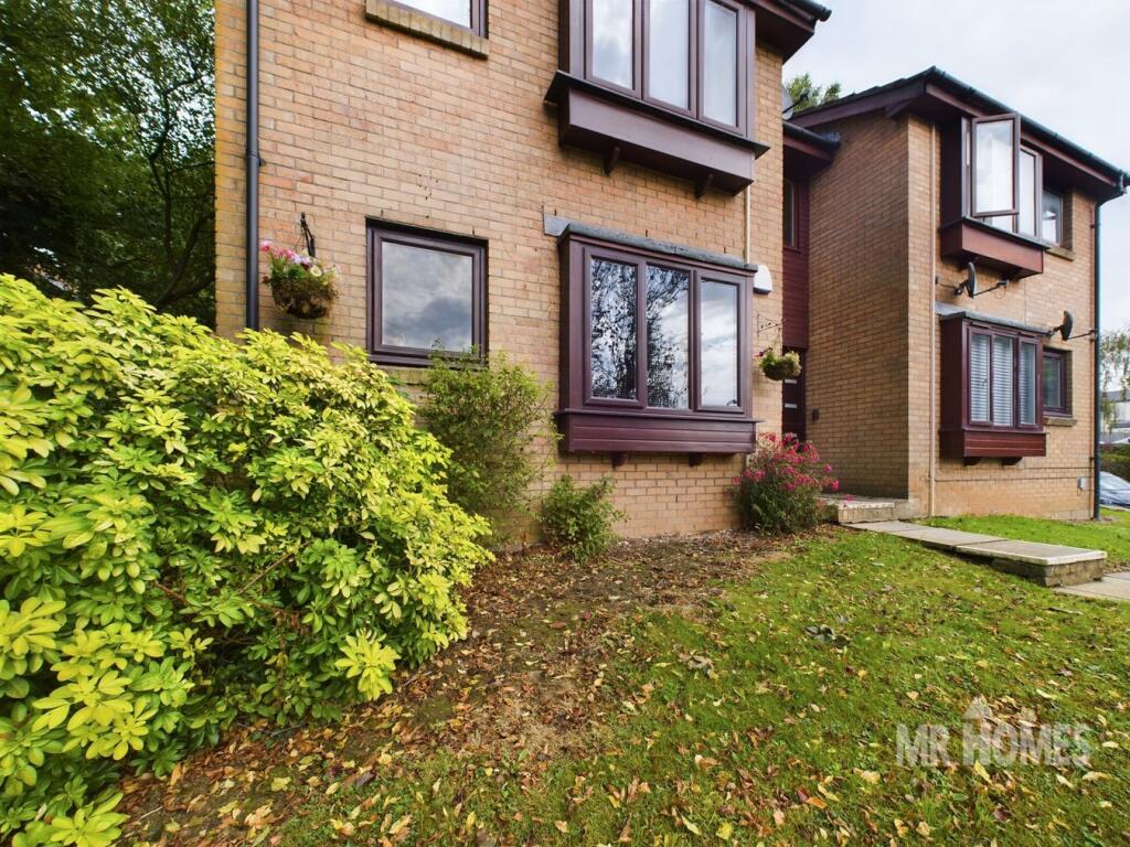 Forest View, Fairwater, Cardiff, CF5 photo 2