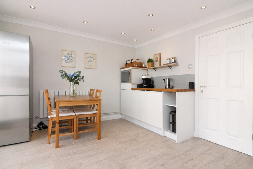 Mulberry Close, Stotfold, Hitchin, SG5 photo 3
