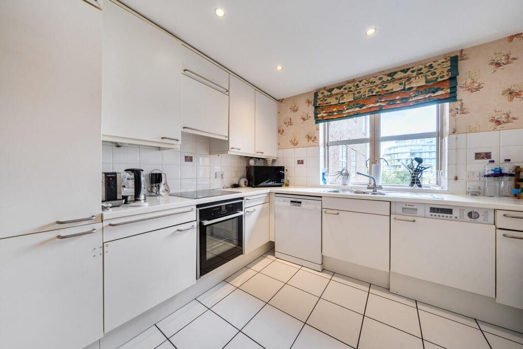 Apartment in London - View 2
