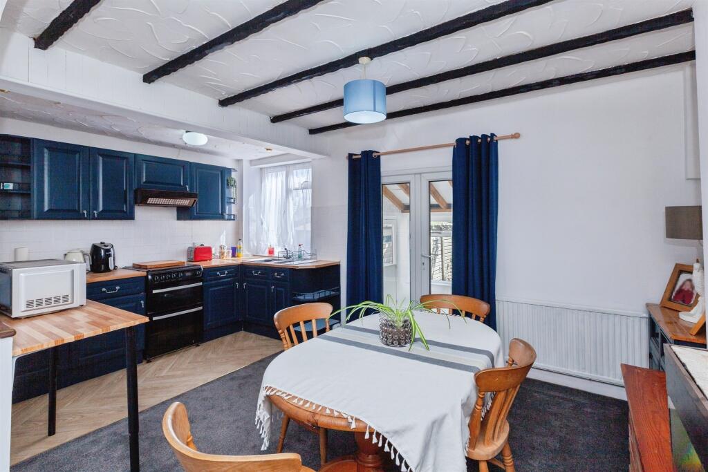 House in Blaby, Enderby - More
