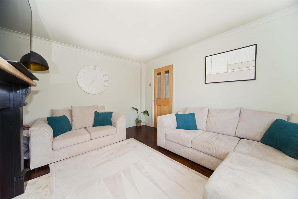 House in Stockton-on-Tees, Hartlepool - View 3