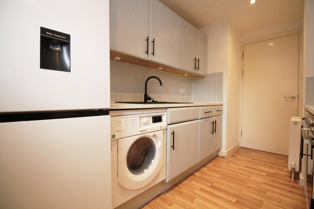 Apartment in Glasgow - View 4