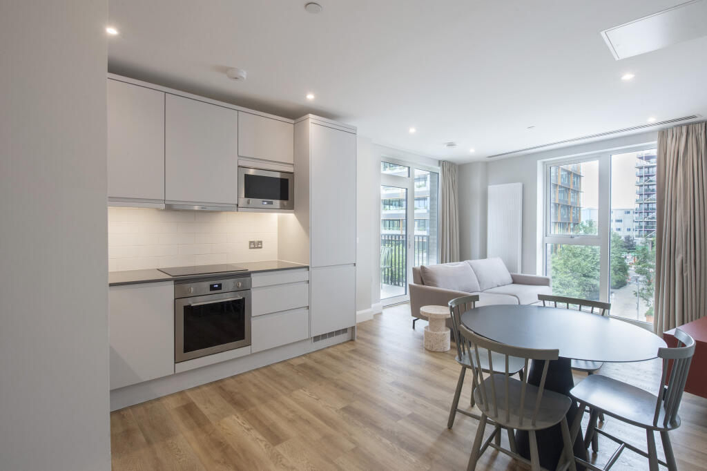 Apartment in London - More
