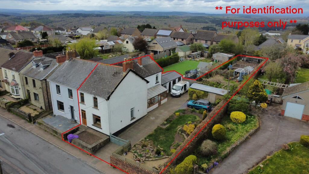 4-bed semi-detached on Littledean Hill Road, Cinderford, £365,000