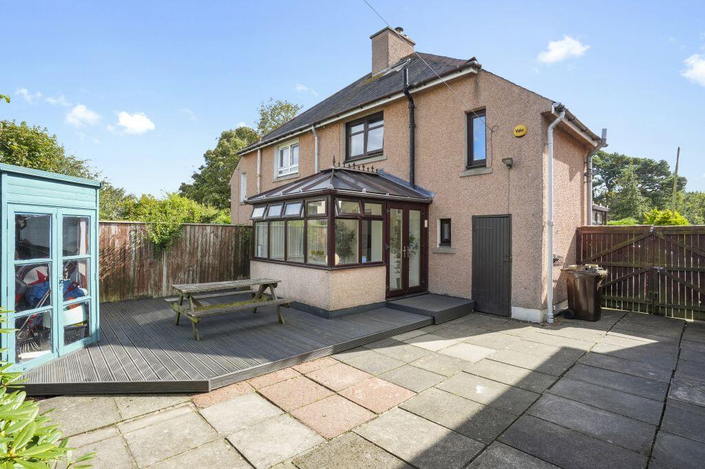 House in Edinburgh - More