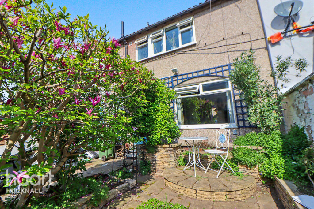 3-bed terraced on Sixth Avenue, Mansfield, £140,000