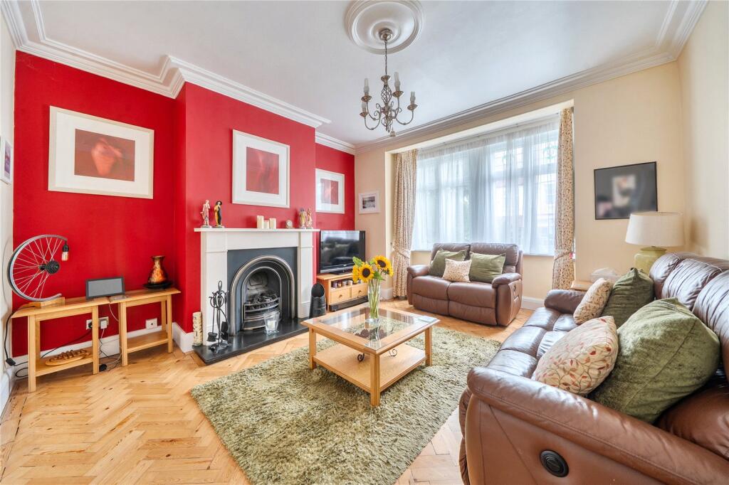 House in London - View 5