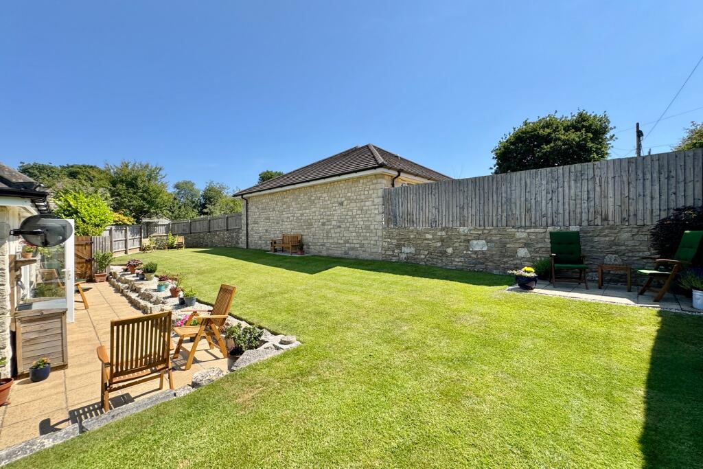Harmans Cross - View 3