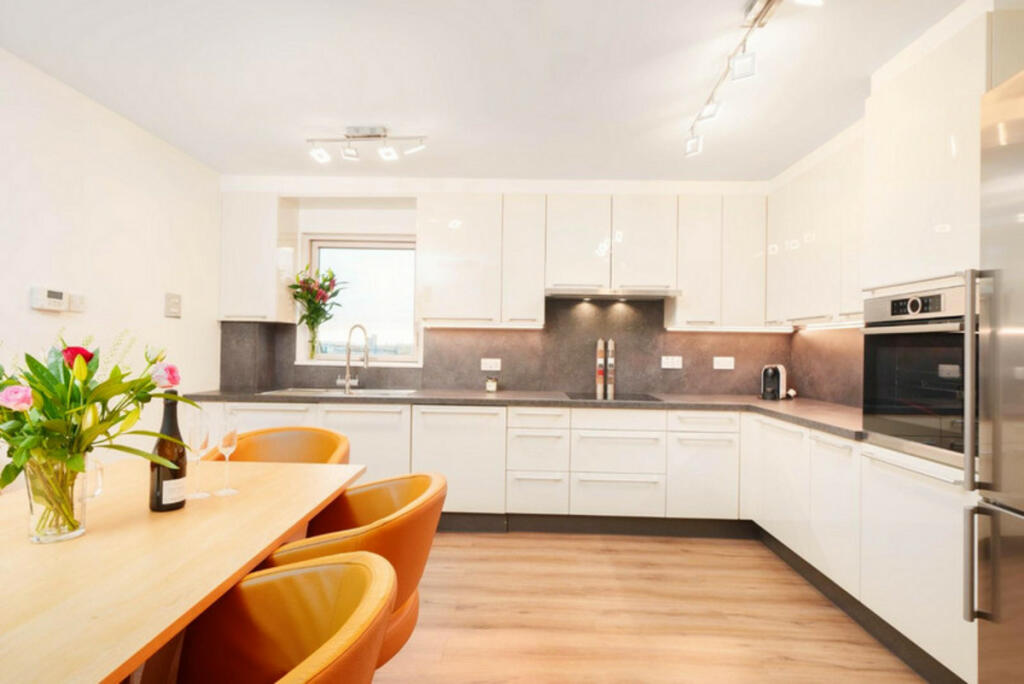 Additional image 5 of Royal Arch Apartments, Birmingham, West Midlands B1 1RG