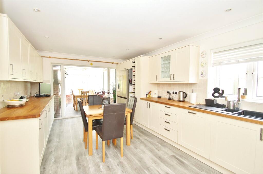 Lake Road, Verwood, Dorset, BH31 - View 4