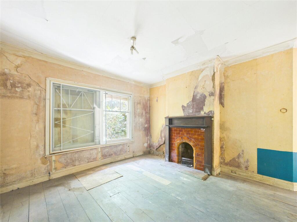 Wedderburn Road, Malvern, Worcestershire, WR14 photo 4