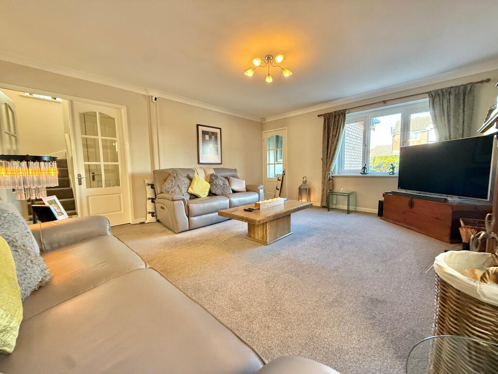 , Sandringham Avenue Audenshaw, Manchester photo 3