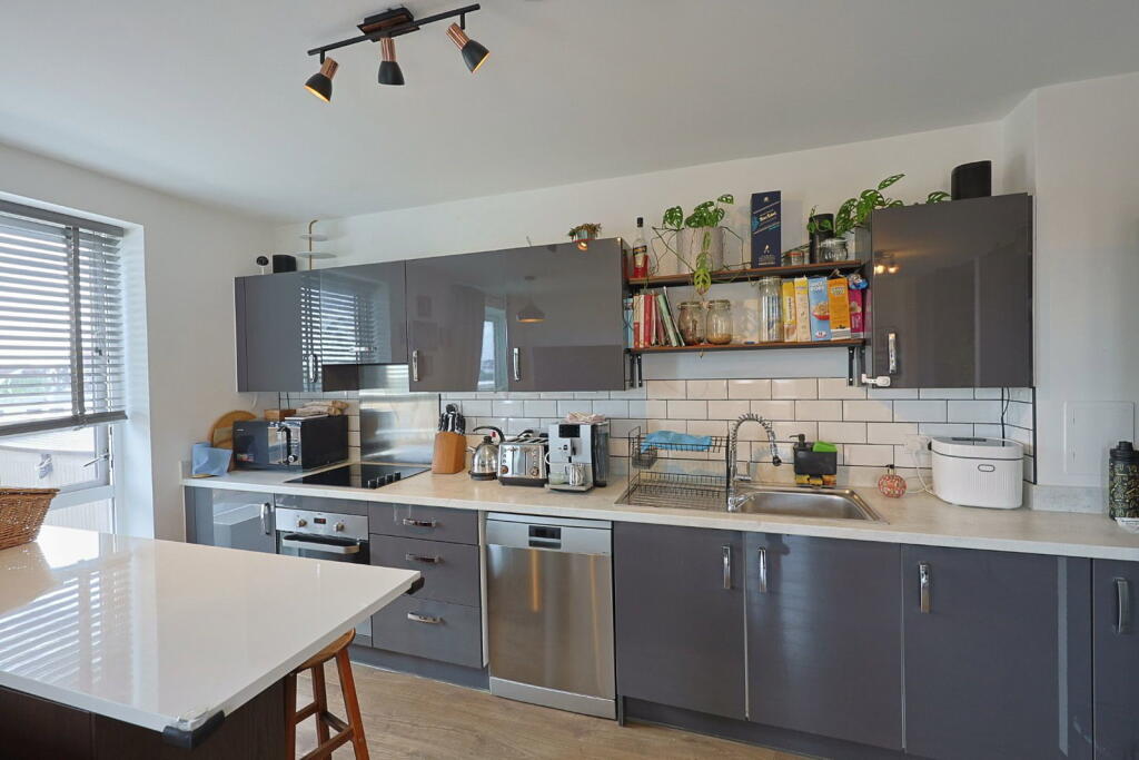 Apartment in London - View 5