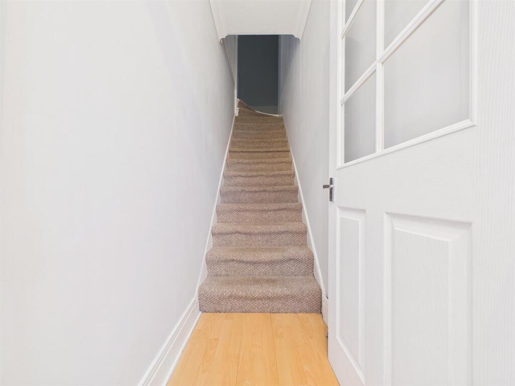 Apartment in Gateshead, North East - View 5
